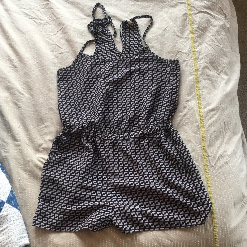 Boutique Pattern Romper w Pockets